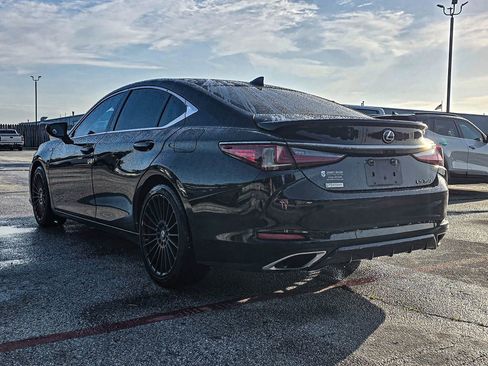 Used 2019 Lexus ES 350 F Sport w/ Accessory Package 2 FWD image 4