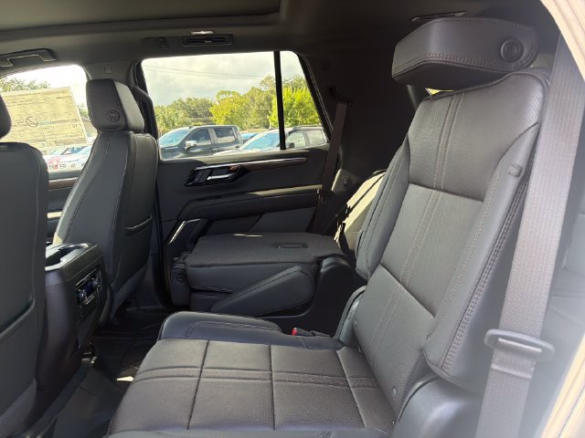 New 2026 Chevrolet Tahoe High Country w/ Sun And Tow Package AWD/4WD image 21
