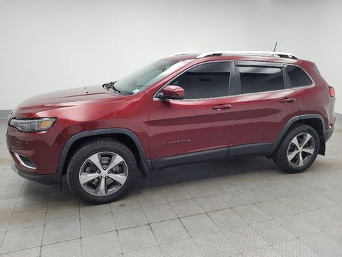 Used 2019 Jeep Cherokee Limited AWD/4WD image 2