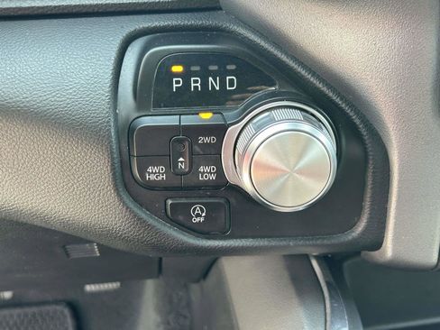 Used 2024 RAM 1500 Laramie AWD/4WD image 23