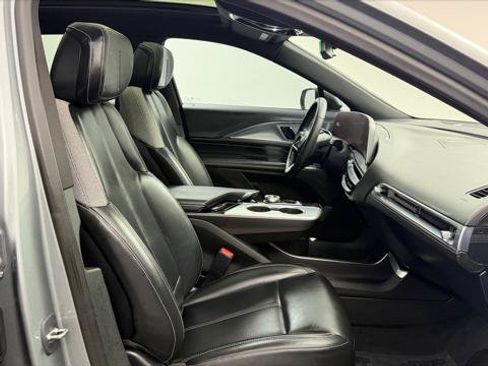 Used 2024 Cadillac Lyriq Tech RWD image 22