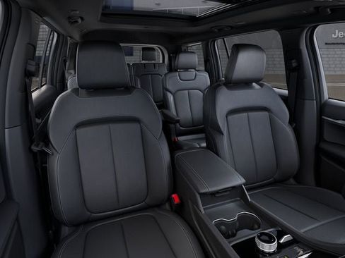 New 2026 Jeep Grand Cherokee L Limited AWD/4WD image 16