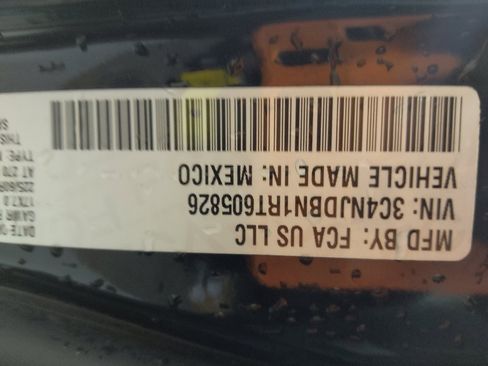 Used 2024 Jeep Compass Latitude image 33