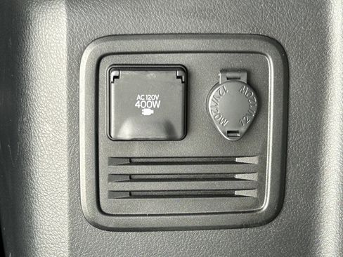 Certified 2022 Toyota 4Runner TRD Off-Road Premium w/ Moonroof Package AWD/4WD image 22