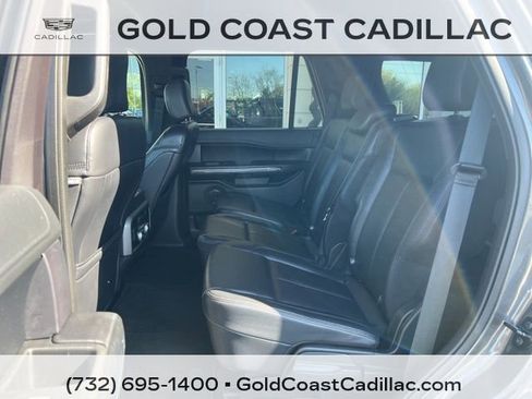 Used 2019 Ford Expedition XLT w/ Equipment Group 201A AWD/4WD image 13