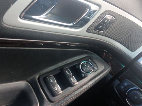 Used 2015 Ford Explorer Limited w/ Equipment Group 302A AWD/4WD image 22