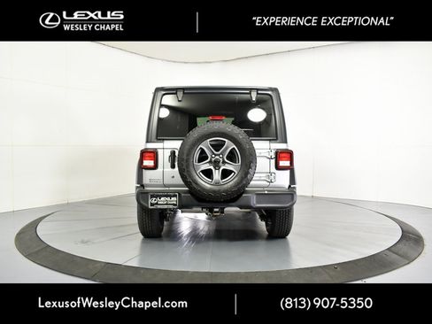 Used 2018 Jeep Wrangler Unlimited Sport S image 7