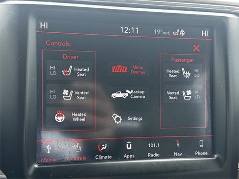 Certified 2018 RAM 1500 Laramie w/ Convenience Group image 30