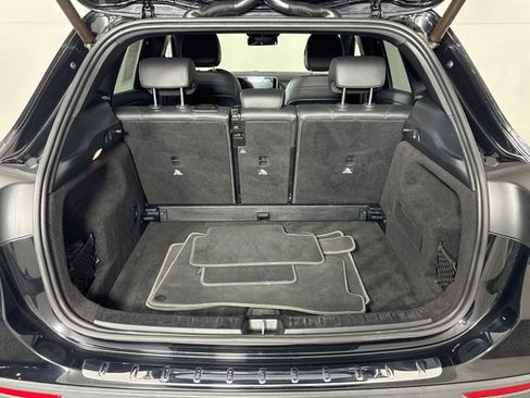 Used 2021 Mercedes-Benz GLA 250 4MATIC image 26