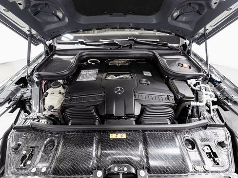 Used 2025 Mercedes-Benz GLS 580 GLS 580 image 39