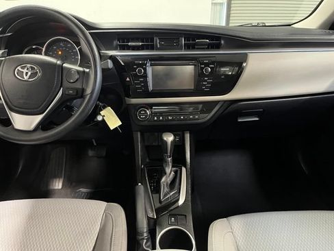 Used 2016 Toyota Corolla LE FWD image 20
