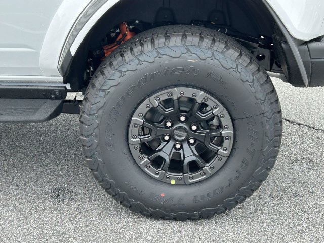 New 2026 Ford Bronco Raptor w/ Interior Carbon Fiber Pack AWD/4WD image 8