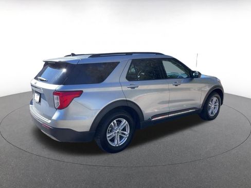 Used 2024 Ford Explorer XLT w/ Equipment Group 202A image 14