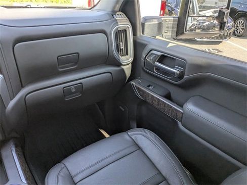 Used 2023 GMC Sierra 2500 Denali w/ Denali Ultimate Package image 18