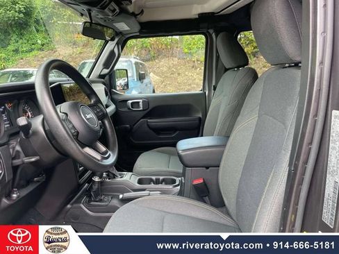 Used 2024 Jeep Wrangler Unlimited Sport AWD/4WD image 17