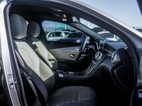 Used 2020 Mercedes-Benz C 300 4MATIC Sedan image 41