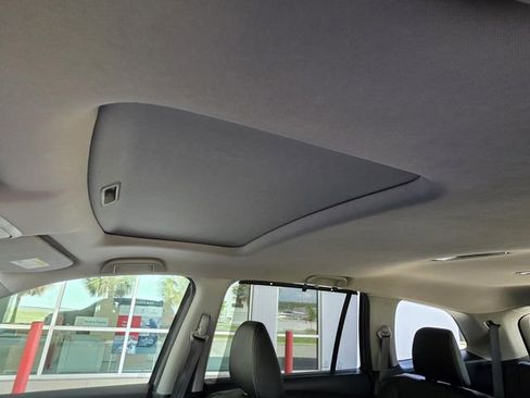 Used 2022 Honda Pilot EX-L image 7