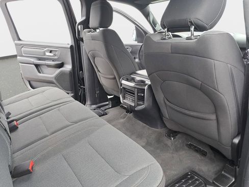 Used 2021 RAM 1500 Big Horn AWD/4WD image 12