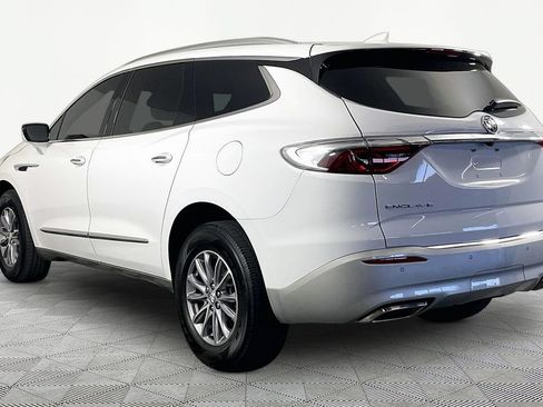 Certified 2024 Buick Enclave Essence FWD image 4