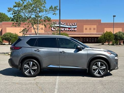 Used 2021 Nissan Rogue Platinum AWD/4WD image 6