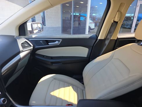 Certified 2024 Ford Edge SEL w/ Convenience Package AWD/4WD image 32