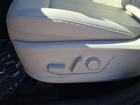 New 2026 Kia Sorento SX image 24