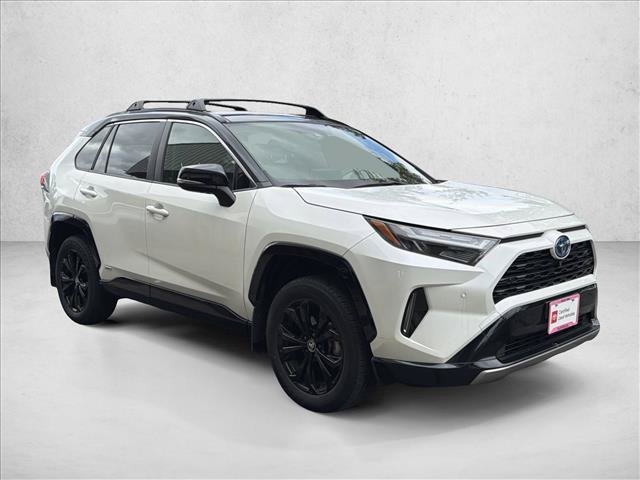 Used 2022 Toyota RAV4 XSE AWD/4WD image 3