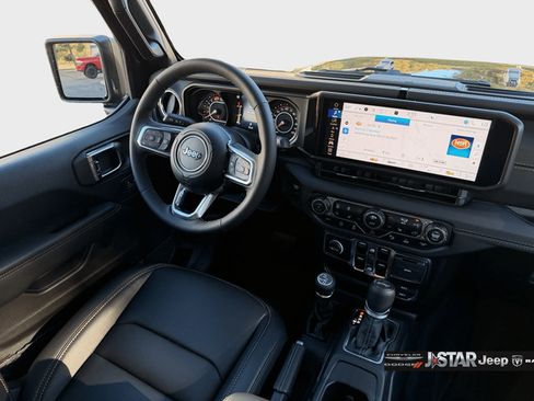 New 2025 Jeep Wrangler Unlimited Sahara AWD/4WD image 14