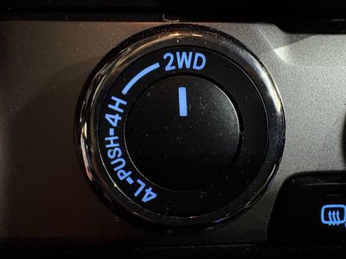 Certified 2021 Toyota Tacoma SR image 11