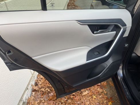 Used 2025 Toyota RAV4 XLE w/ Weather Package image 12