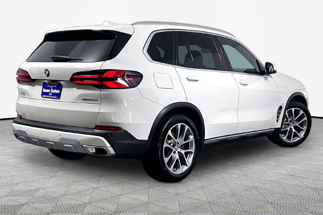 Used 2024 BMW X5 xDrive40i w/ Premium Package AWD/4WD image 16