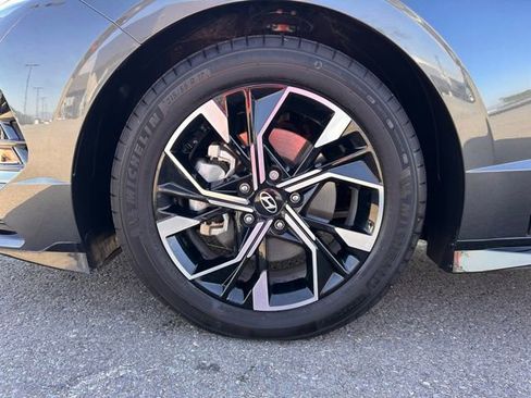 Certified 2024 Hyundai Sonata SEL image 9