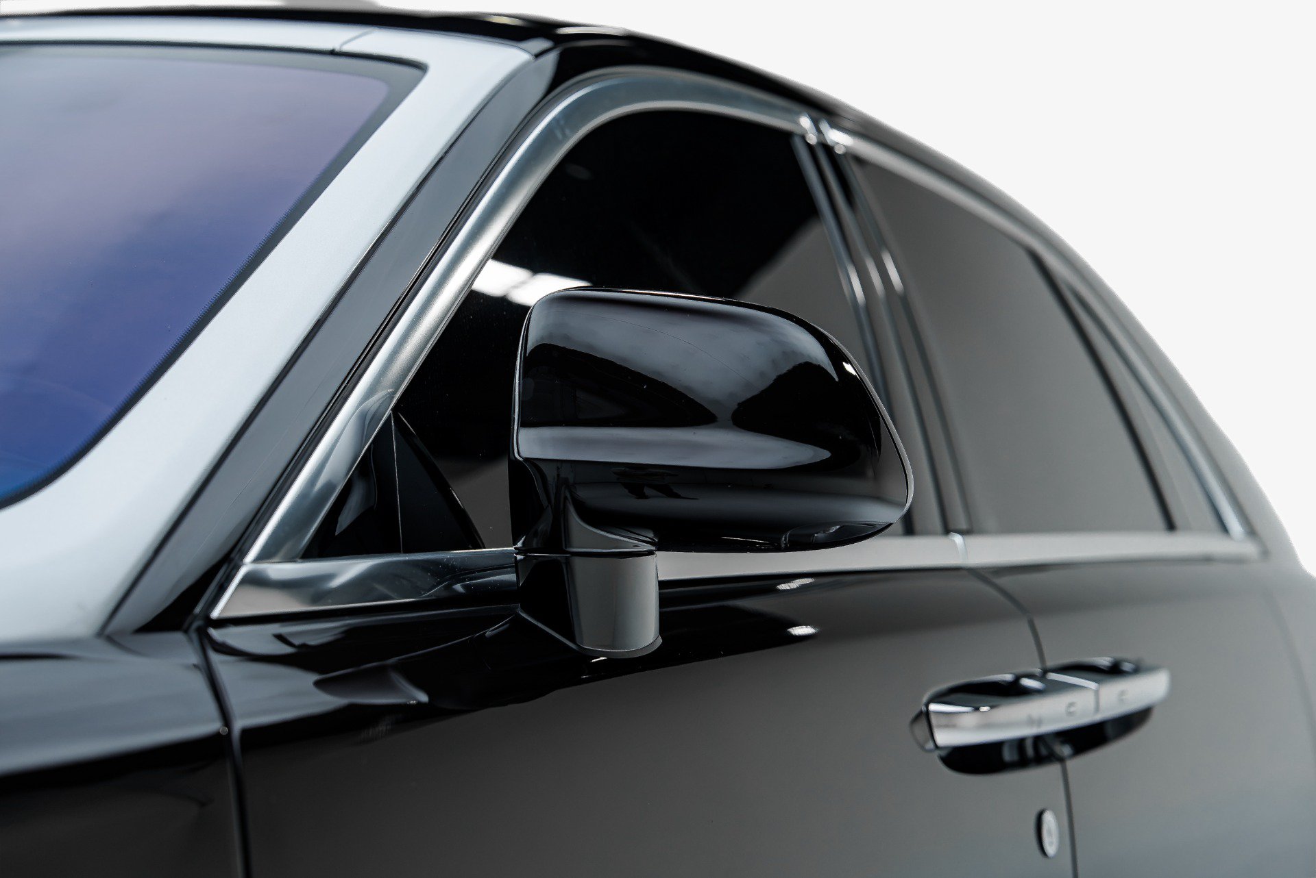 Used 2016 Rolls-Royce Ghost RWD image 22
