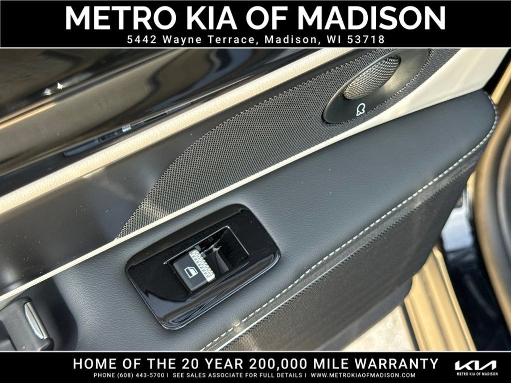 Used 2024 Lincoln Nautilus Premier w/ Equipment Group 102A AWD/4WD image 36