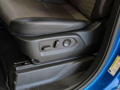 Used 2022 Chevrolet Silverado 1500 ZR2 w/ Technology Package image 33