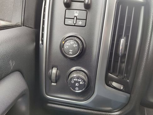 Used 2016 Chevrolet Silverado 1500 LT w/ Midnight Edition image 32