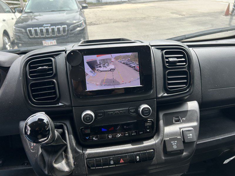 Used 2024 RAM ProMaster 2500 w/ Power Group FWD image 11
