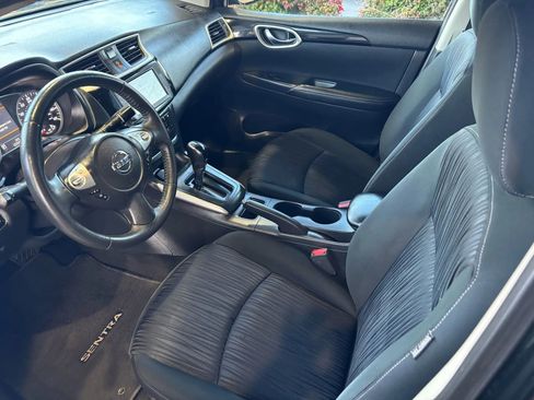 Used 2019 Nissan Sentra SV image 7