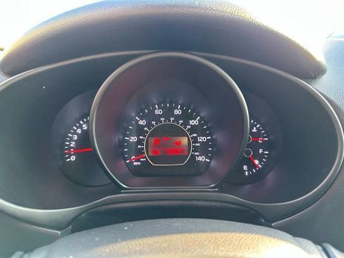 Used 2019 Kia Soul + image 18