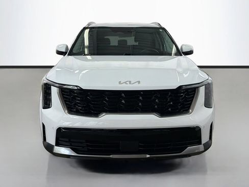 Used 2025 Kia Sorento S AWD/4WD image 3