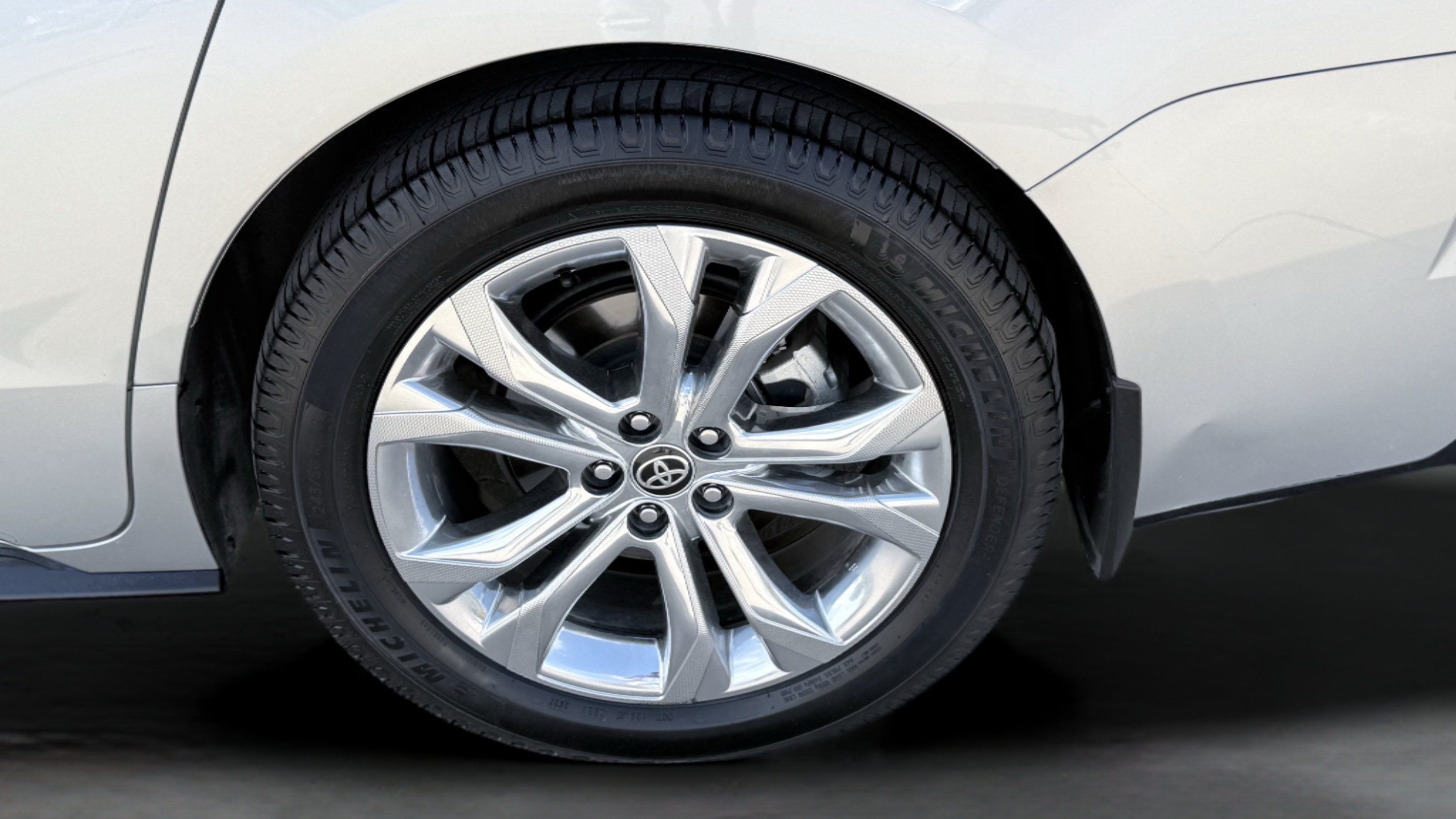 Used 2022 Toyota Sienna Platinum FWD image 17