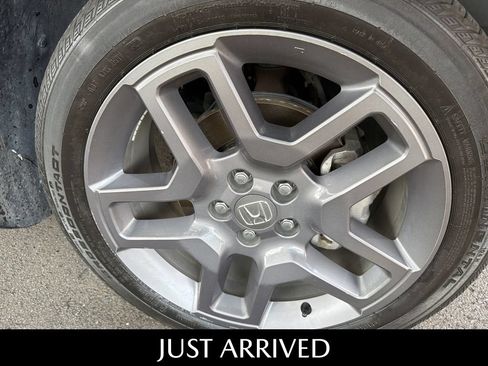 Used 2023 Honda Passport EX-L image 9