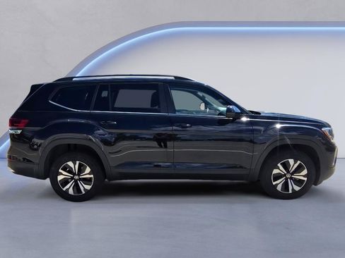 Used 2025 Volkswagen Atlas SE AWD/4WD image 7