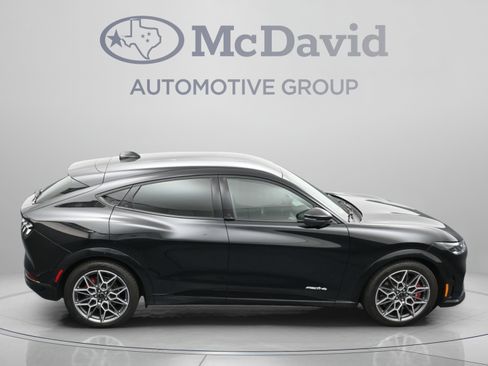 Used 2025 Ford Mustang Mach-E GT AWD/4WD image 40