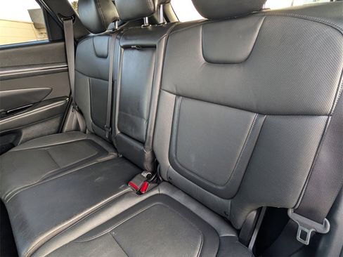 Used 2022 Hyundai Tucson Limited image 24