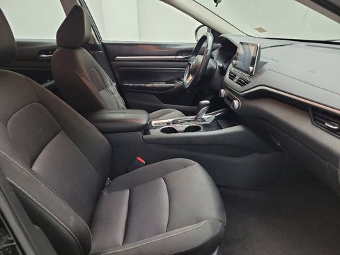 Used 2021 Nissan Altima 2.5 SV w/ SV Premium Package AWD/4WD image 21
