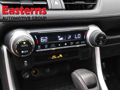 Used 2023 Toyota RAV4 LE AWD/4WD image 20