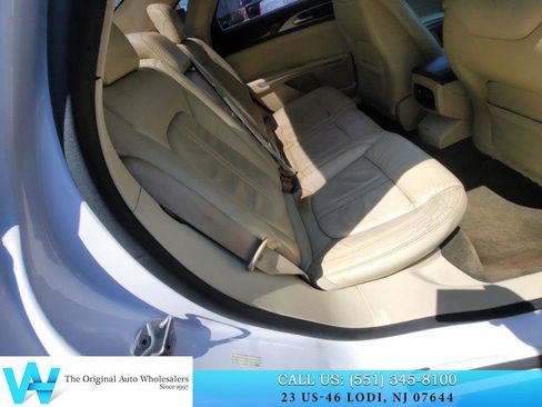 Used 2014 Lincoln MKZ FWD image 19