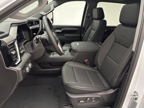 New 2026 GMC Sierra 3500 Denali w/ Denali Reserve Package image 19