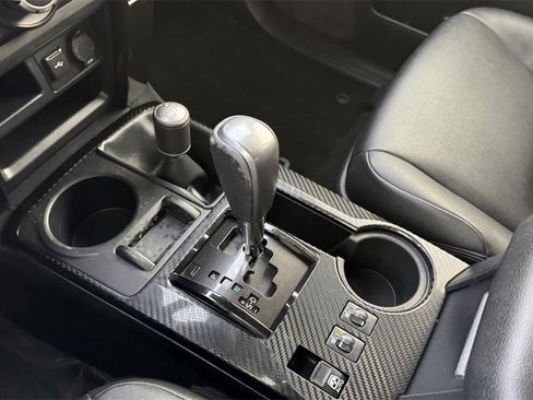Used 2020 Toyota 4Runner Venture image 23